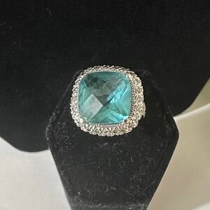 Elegant 925 Silver and Blue Gemstone Ring